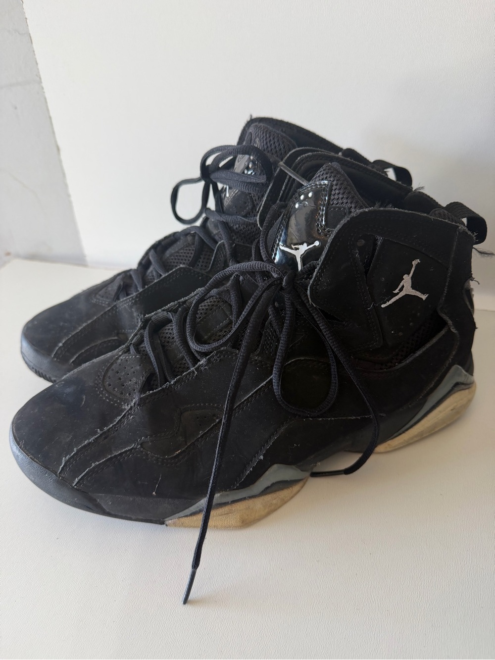 Jordan Black and White Shoe Size Tag (US 9)
